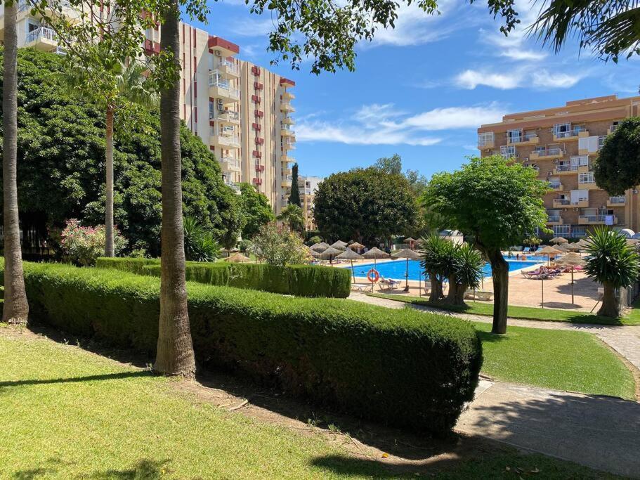 Loft Moderno - Vistas Mar Y Montana - Piscinas Apartman Benalmádena Kültér fotó